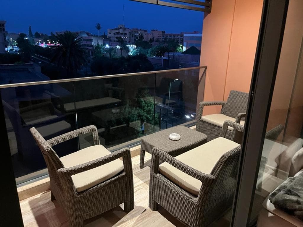 appartement-renove-9eme-etage-avec-vue-sur-le-mont-blanc2